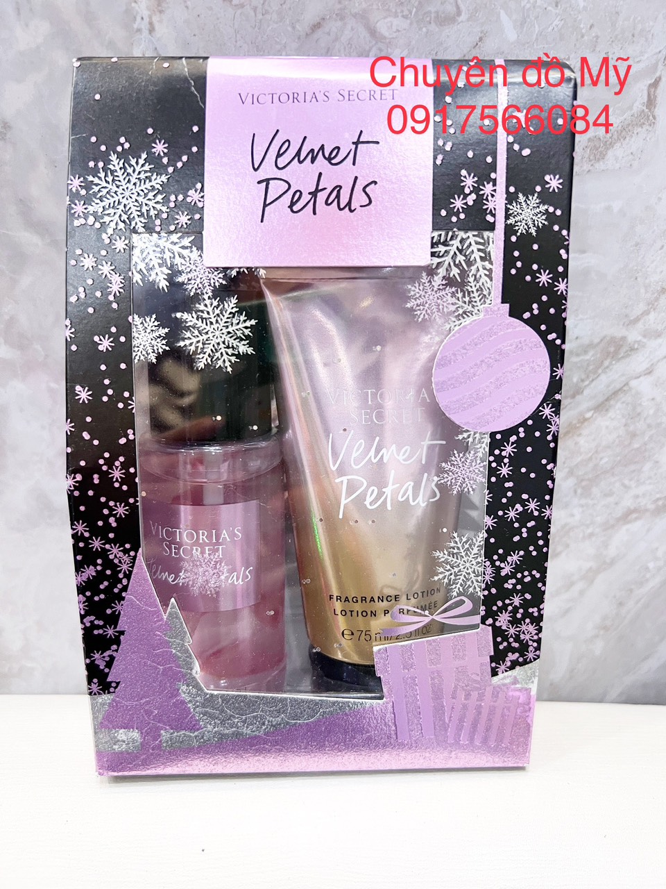 Hộp quà tặng xịt thơm và dưỡng thể Victoria’s Secret Velvet Petals Mist+ Lotion 75ml x2 của Mỹ
