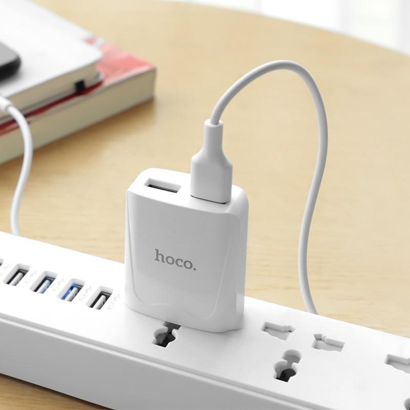 CỦ SẠC HOCO C52 DÒNG 5V - 12W -2.4A CÓ 2 CỔNG