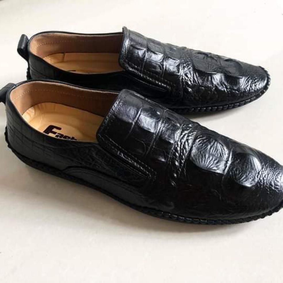 ẢNH THật giá sỉ giầy da bò in vân cá sấu cao cấp bảo hành 24tháng