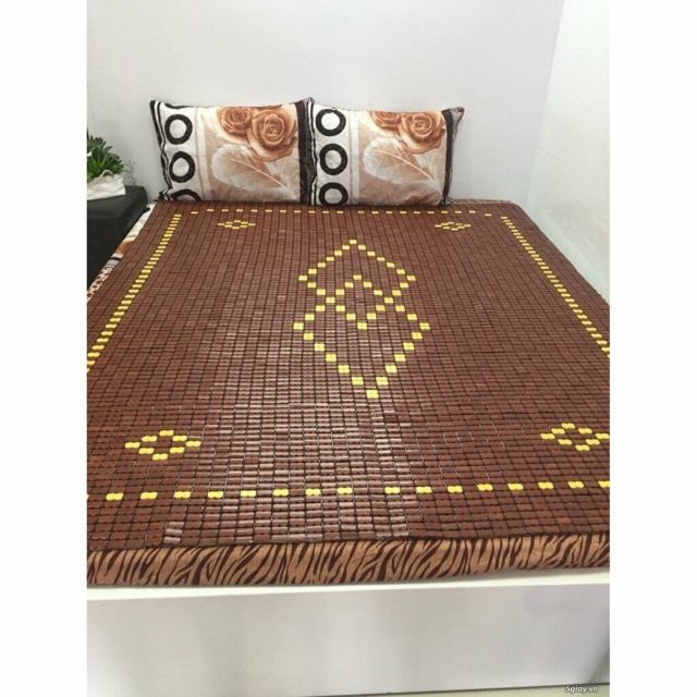 Chiếu trúc 1,6*2m hạt nâu không viền