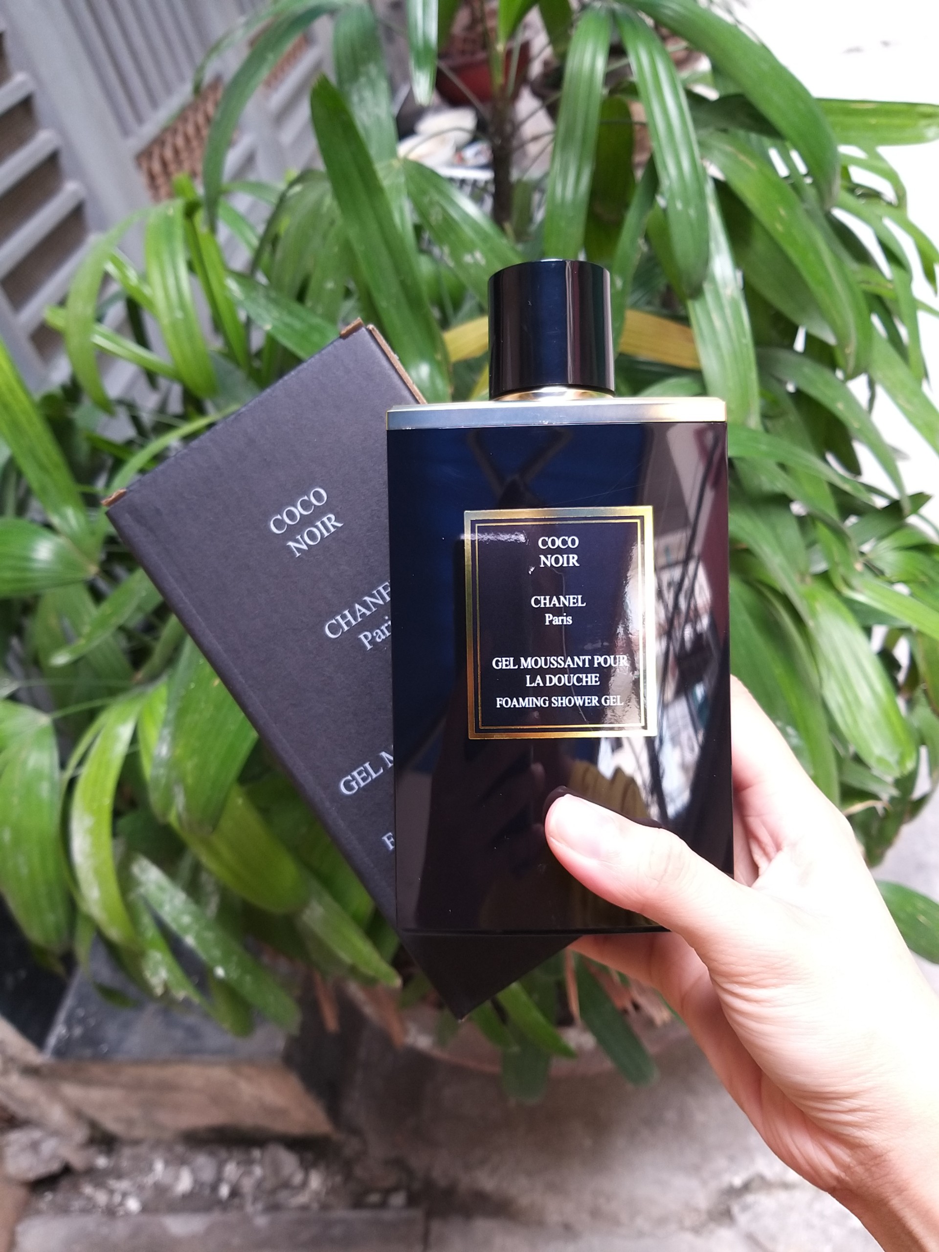 [HCM]Sữa Tắm Coco Noir Mademoiselle Floaming Shower Gel 300ml Đen (mẫu mới) 300ML - Hàng Chuẩn