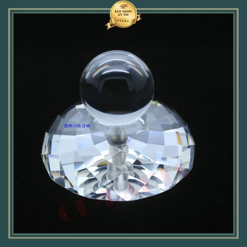 Cục chặn đĩa than LP chất liệu pha lê thủy tinh cứng chống xước , độ nặng 350g giúp cân băng mâm nền âm tĩnh , cảnh đẹp