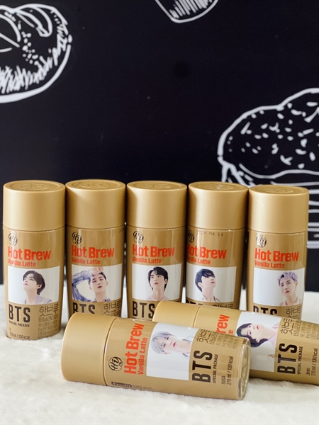 Cà phê BTS vị Vanilla Latte HotBrew Hàn Quốc - Chai 270ml