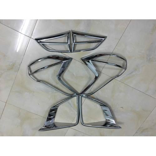 Bộ ốp đèn hậu mạ crom xe xpander 2019-2020-2021-2022