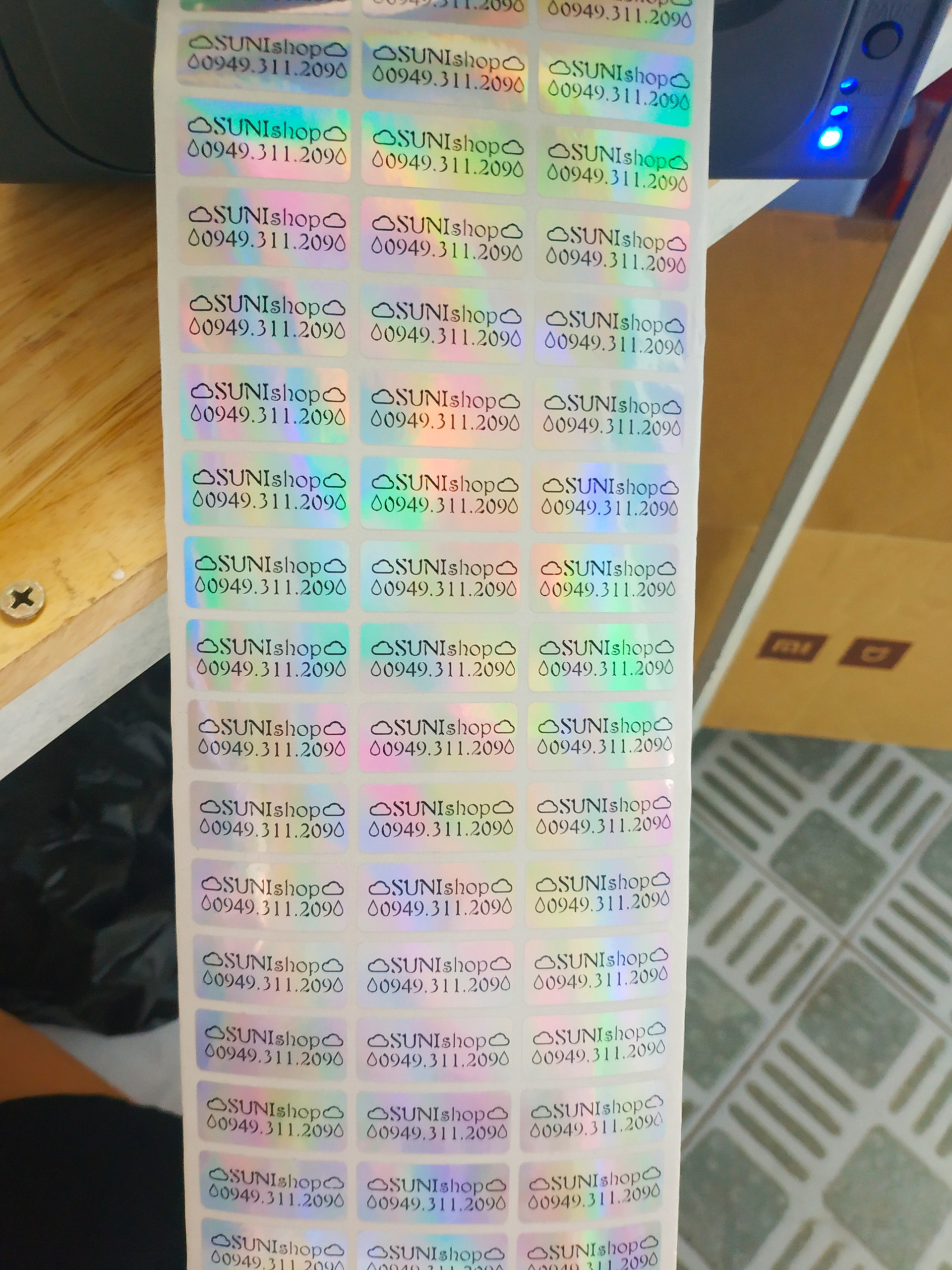 Nhãn dán tên Sticker tên riêng cá tính- NỀN CẦU VỒNG cho shop nha khách iu