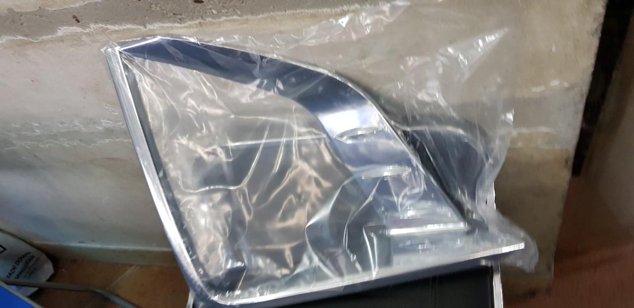 Viền đèn pha Mitsubishi Xpander tặng keo 3M