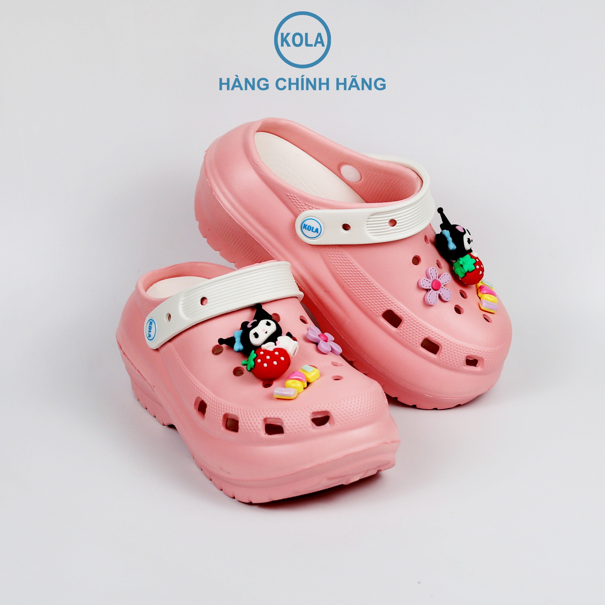 Dép Clogs sục nữ KOLA đế cao 7cm chất liệu EVA siêu nhẹ kèm sticker dễ thương có quai hậu