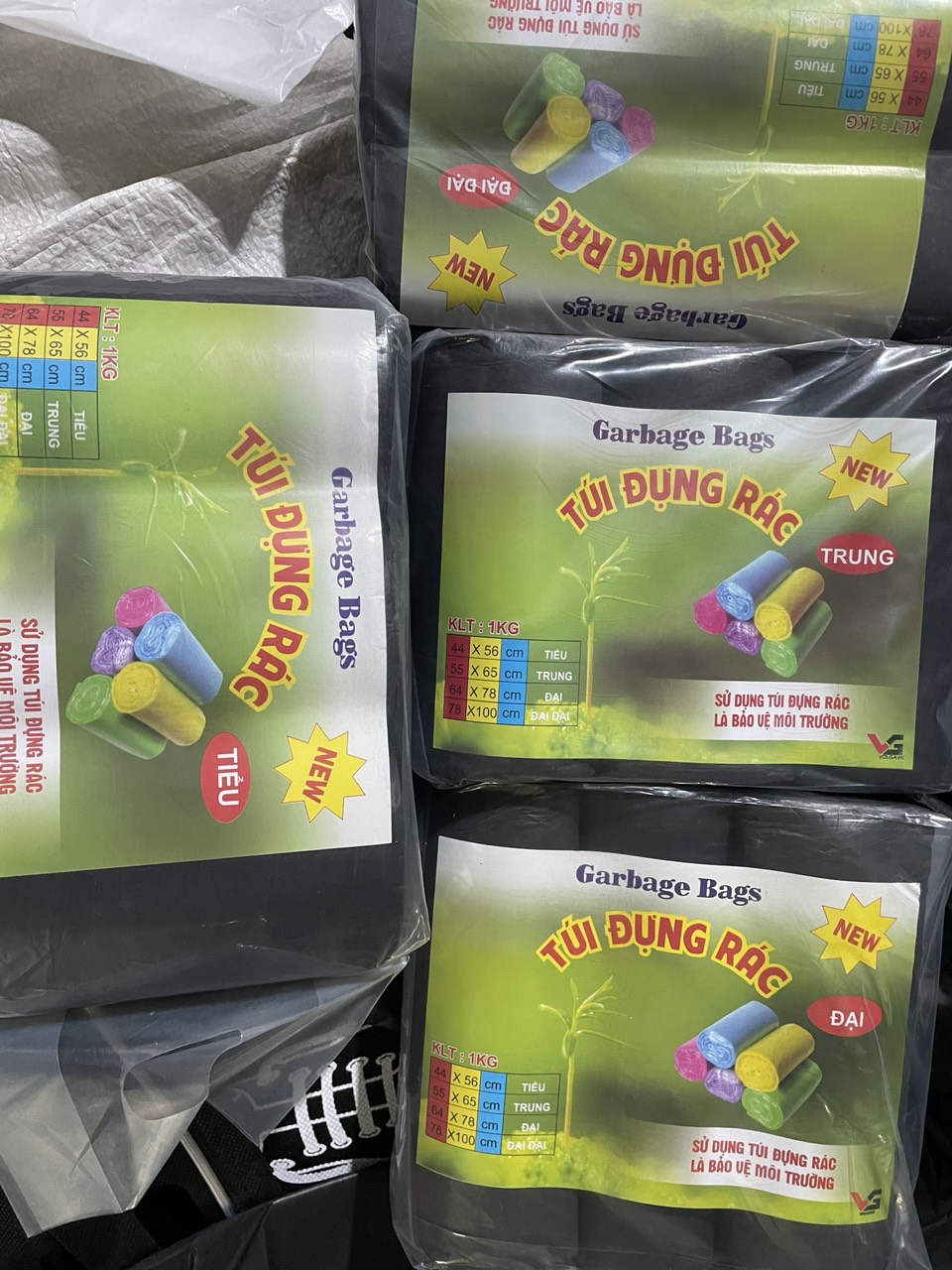 Túi rác sinh học tự phân huỷ đủ size, túi rác đen và túi rác màu, combo 3 cuộn 1kg