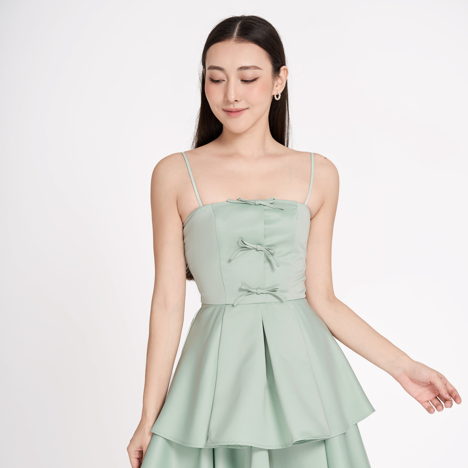 Đầm mini xòe phi tapta phối nơ trang trí Maybi
