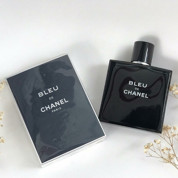 Nước Hoa Nam BLeuu sang trọng, lịch lãm