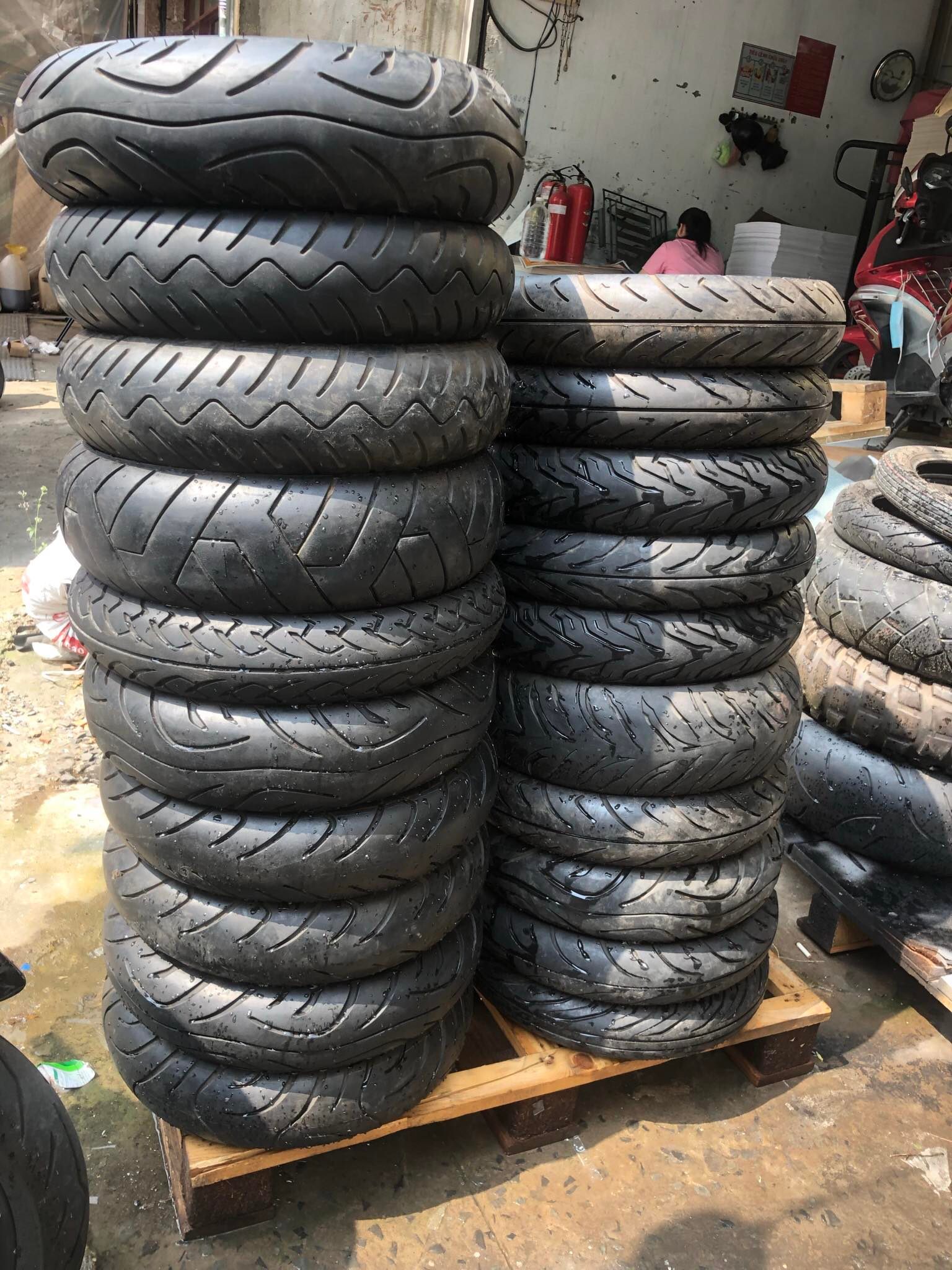 Lốp size 12 inch - lốp trước lead 90/90-12 - lốp trước vespa sprint, msx 110/70-12 -lốp sau vespa,msx 120/70-12 - lốp sau msx 130/70-12