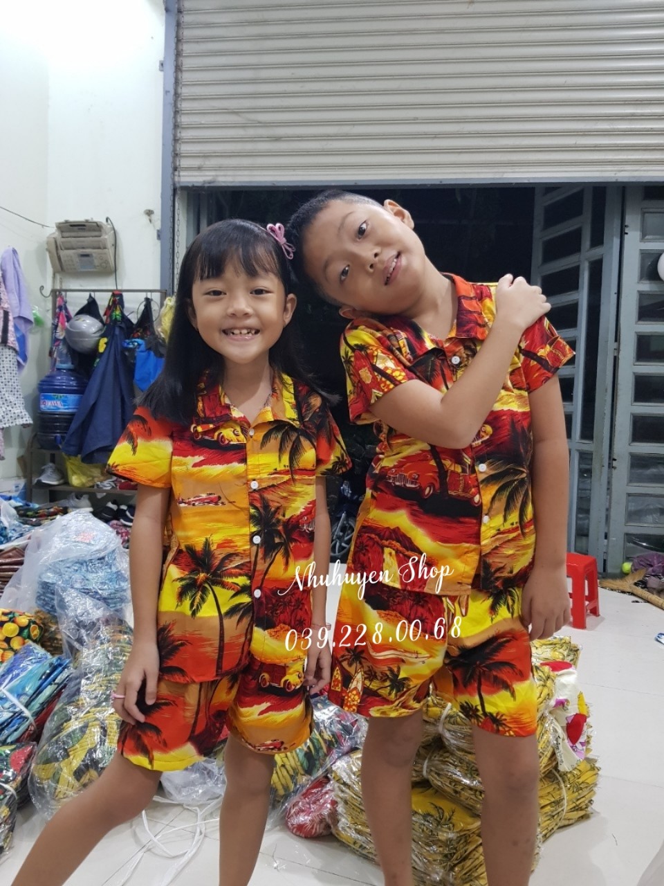 Đồng phục đi biển mẫu dừa cam. Đủ size từ 7-100kg, chất vải kate thái loại 1.