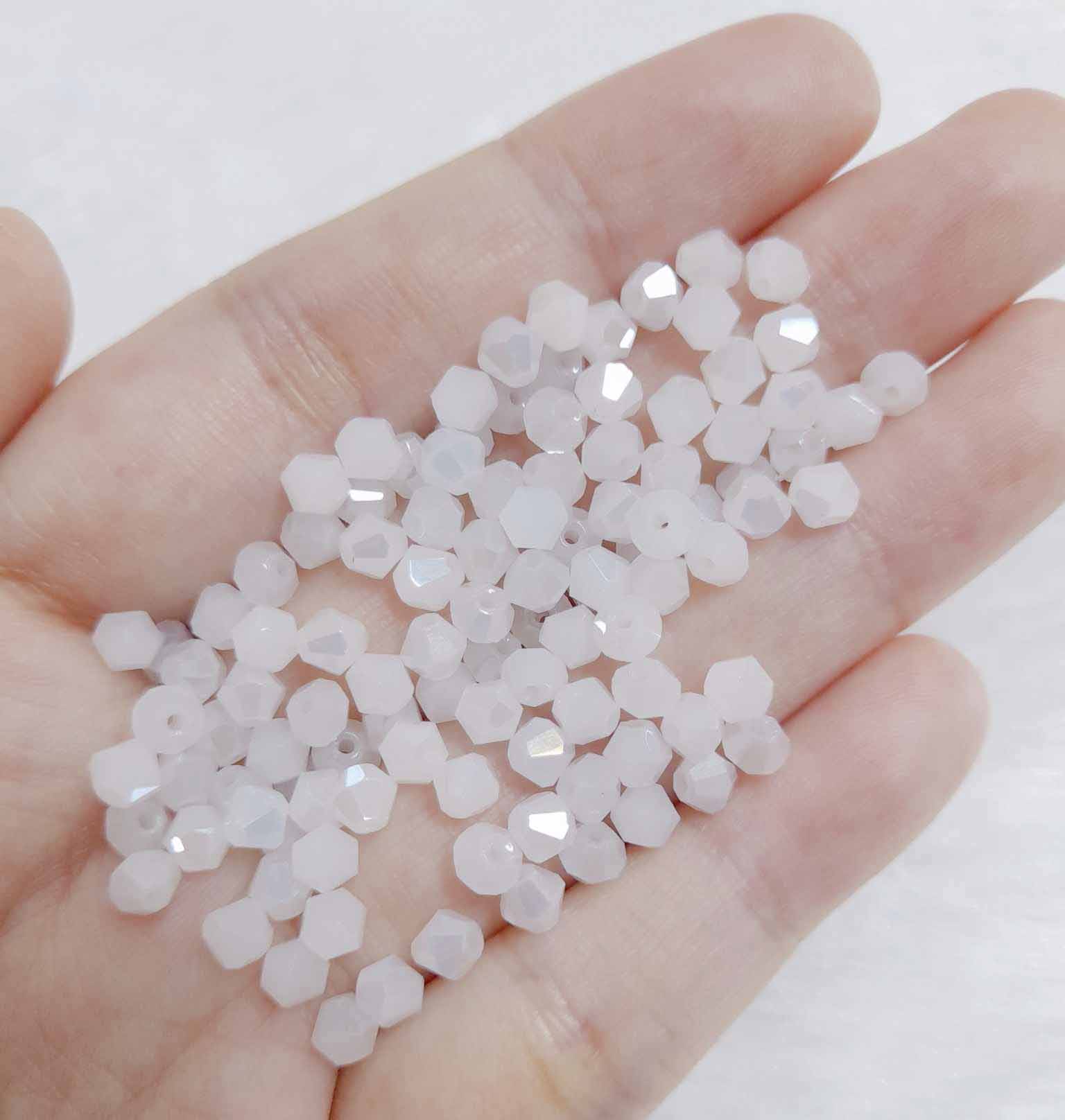 50 Hạt đá pha lê hình thoi size 4li 4mm nhiều màu sắc lấp lánh Hạt charm xỏ trang sức vòng tay