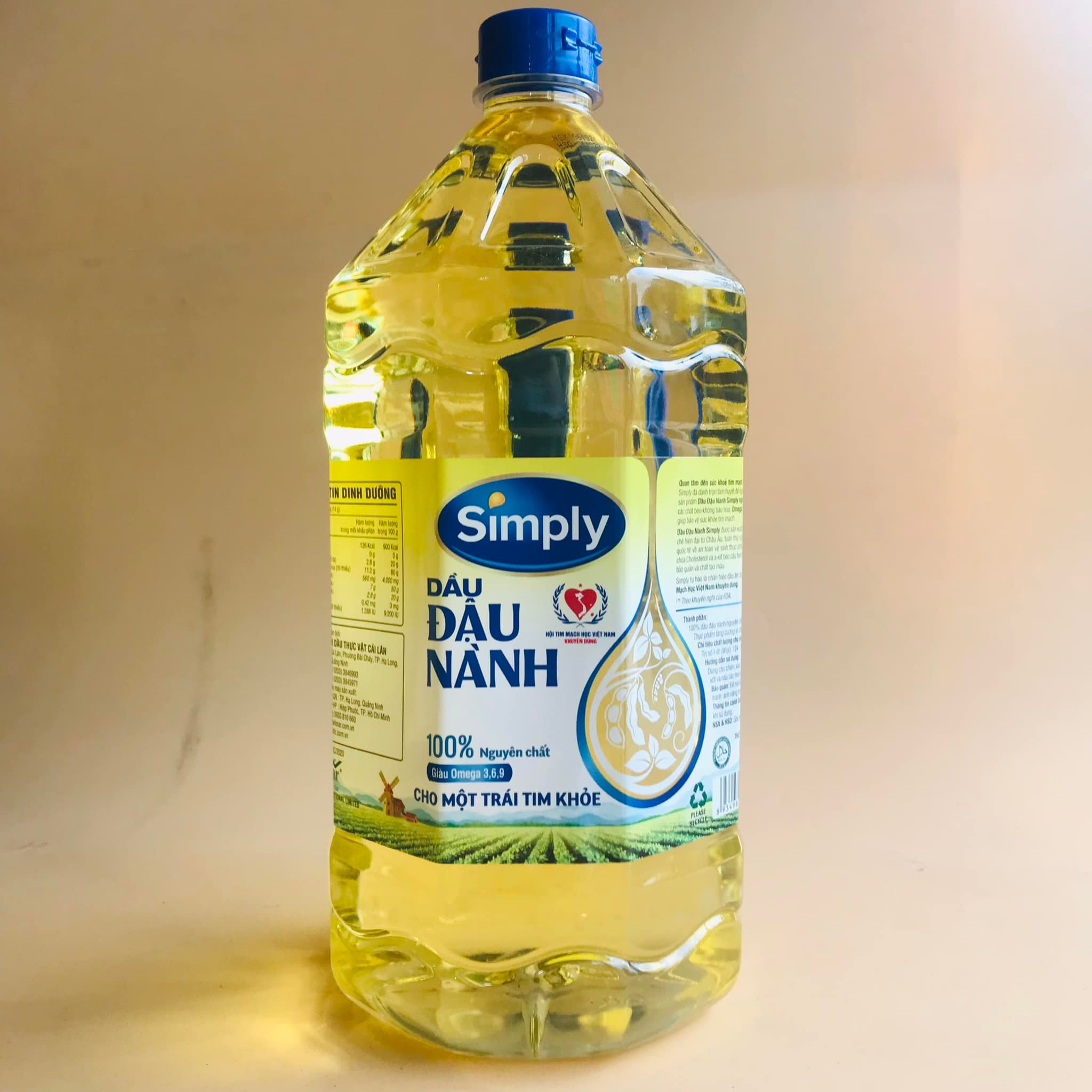 Dầu ăn đậu nành Simply 2L date mới nhất