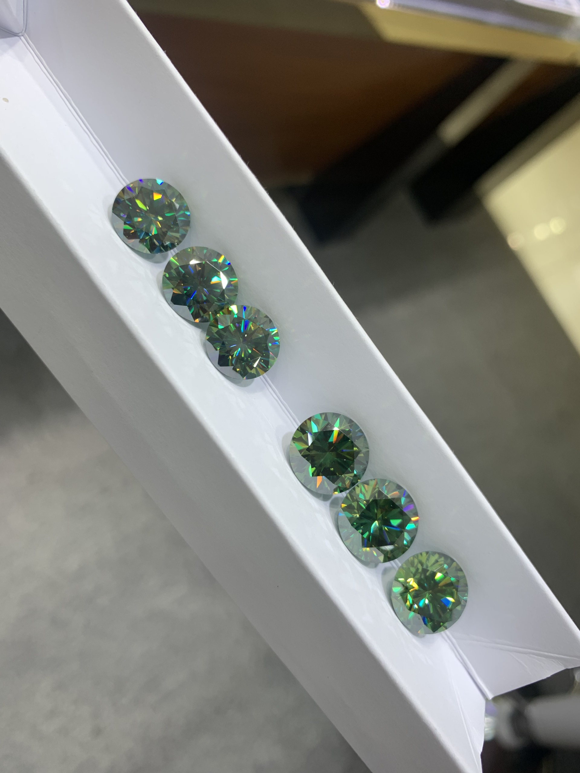 Kim cương nhân tạo Moissanite 5.0mm