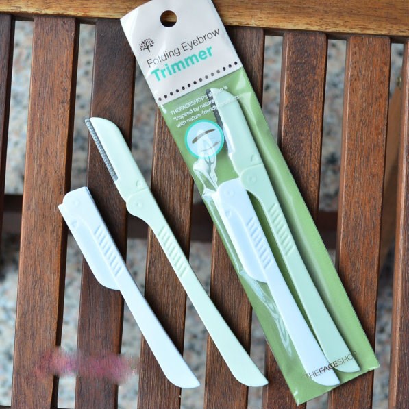 02 set Dao Cạo Lông Mày The Face Shop Folding Eyebrow Trimmer