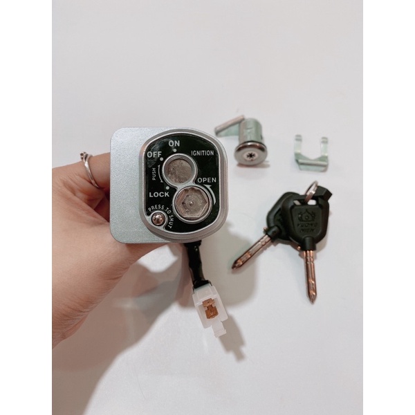 Bộ ổ khoá từ 8 cạnh xe Wave RSX110 chống cướp hiệu Vương niệm chính hãng