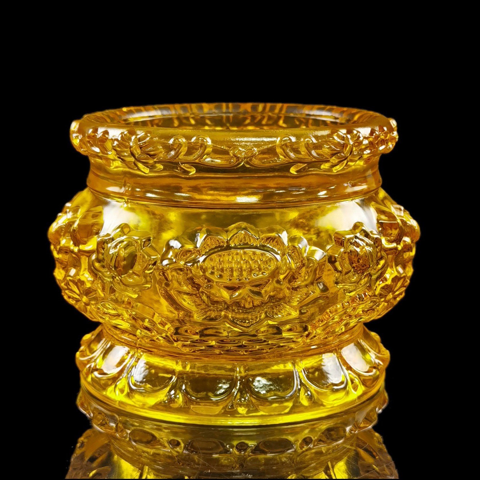 Bộ Thờ Cúng Bình , Lư , Dĩa, Chun , màu Vàng pha lê Cao Cấp - Phật Giáo Tường Thuận