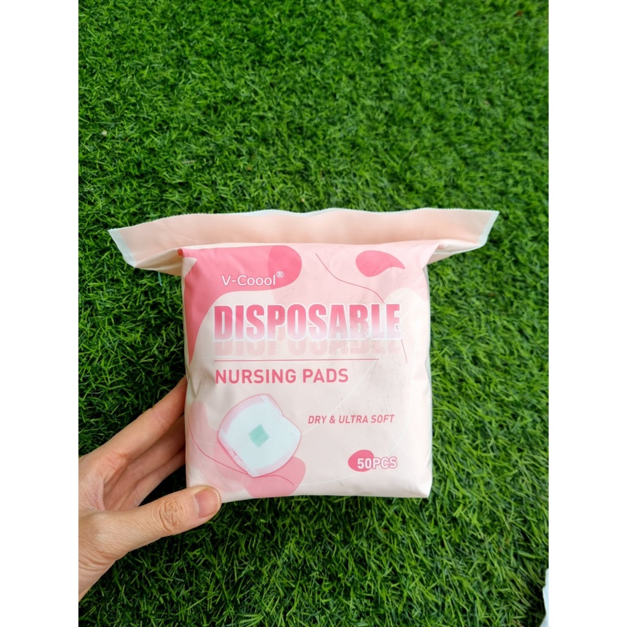 Miếng Lót Thấm Sữa VCOOL CAO CẤP 50 Miếng Chống Thấm, Chống Tràn, An Toàn, Tiết Kiệm. Miếng lót thấm sữa cho mẹ