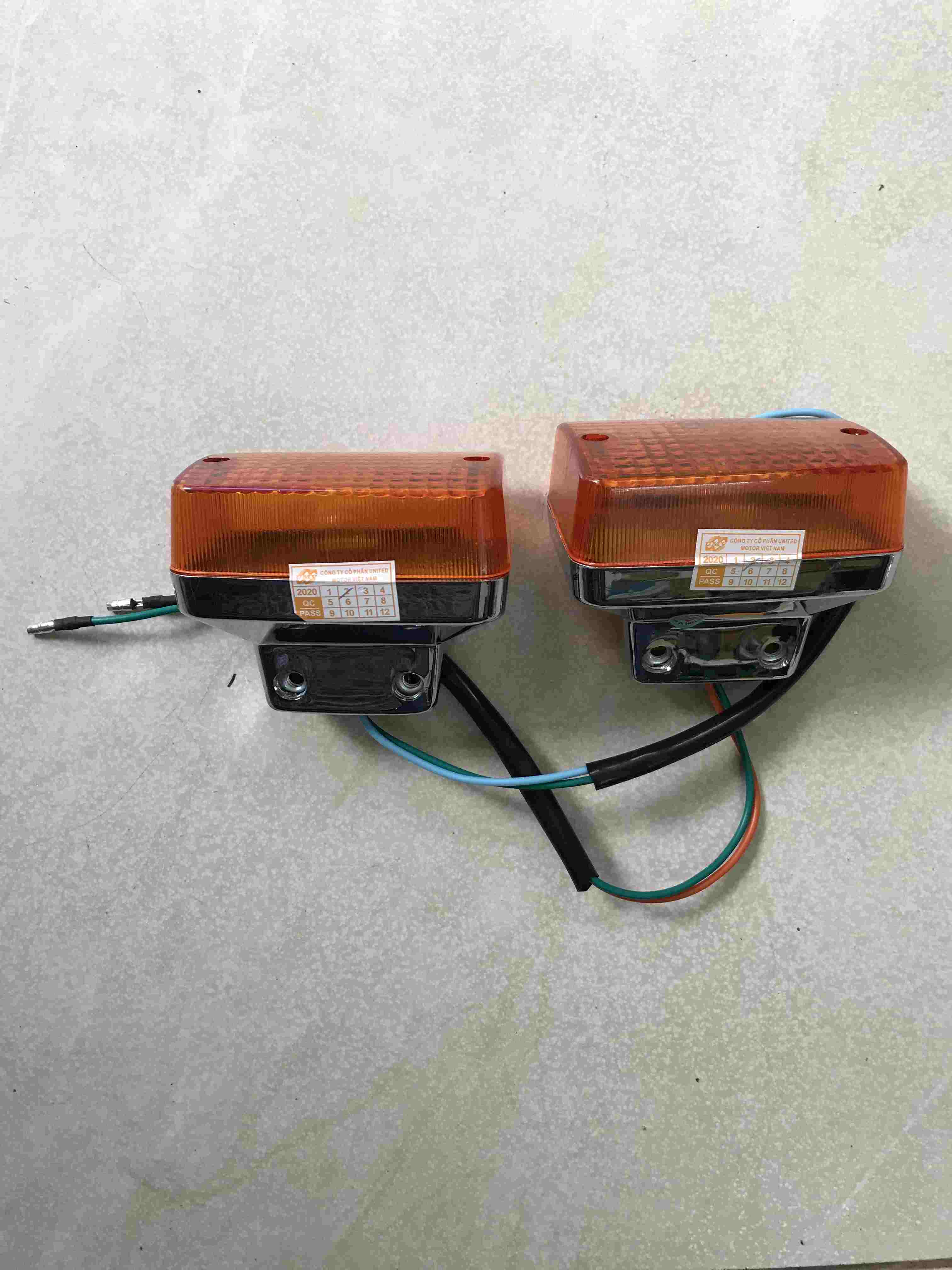 [HCM]Cặp Xi Nhan trước Cub 82 - chính hãng cty