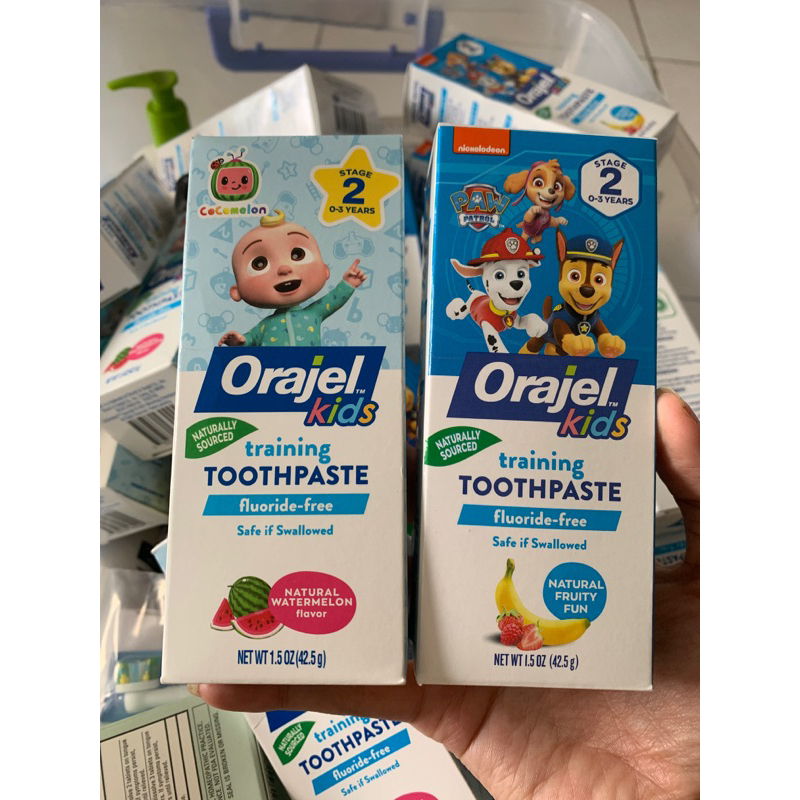 Kem đánh răng Orajel Training Toothpaste nuốt được cho trẻ em từ 0-3 tuổi