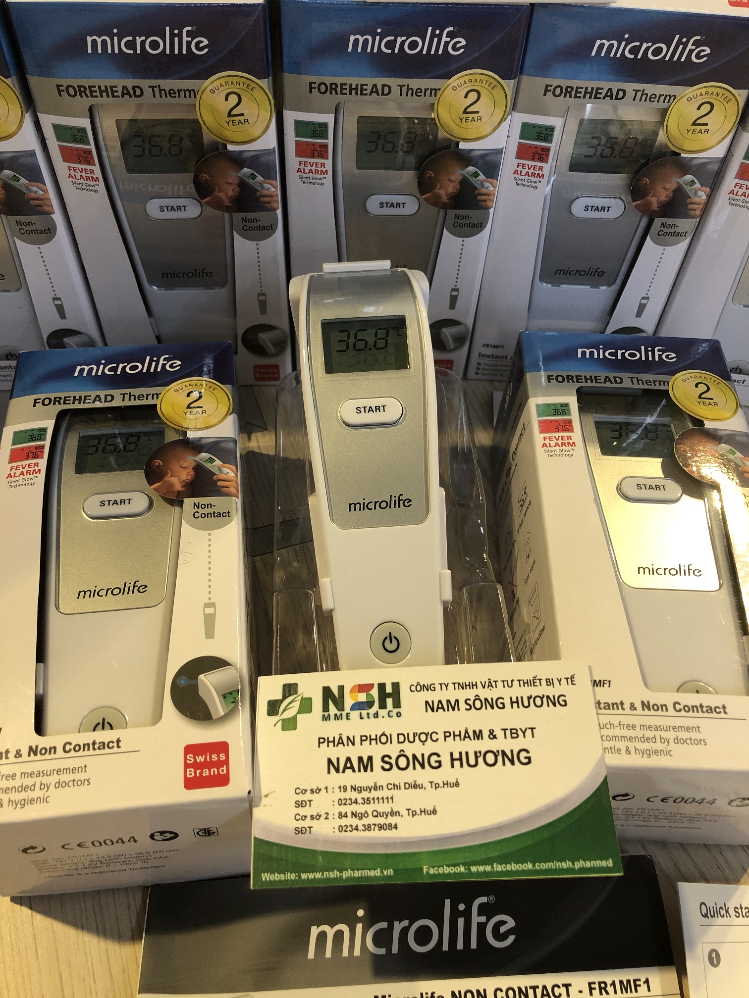 NHIỆT KẾ ĐIỆN TỬ HỒNG NGOẠI ĐO TRÁN THÂN NHIỆT BẮN CHÁN MICROLIFE fr1mf1 bảo hành 2 năm
