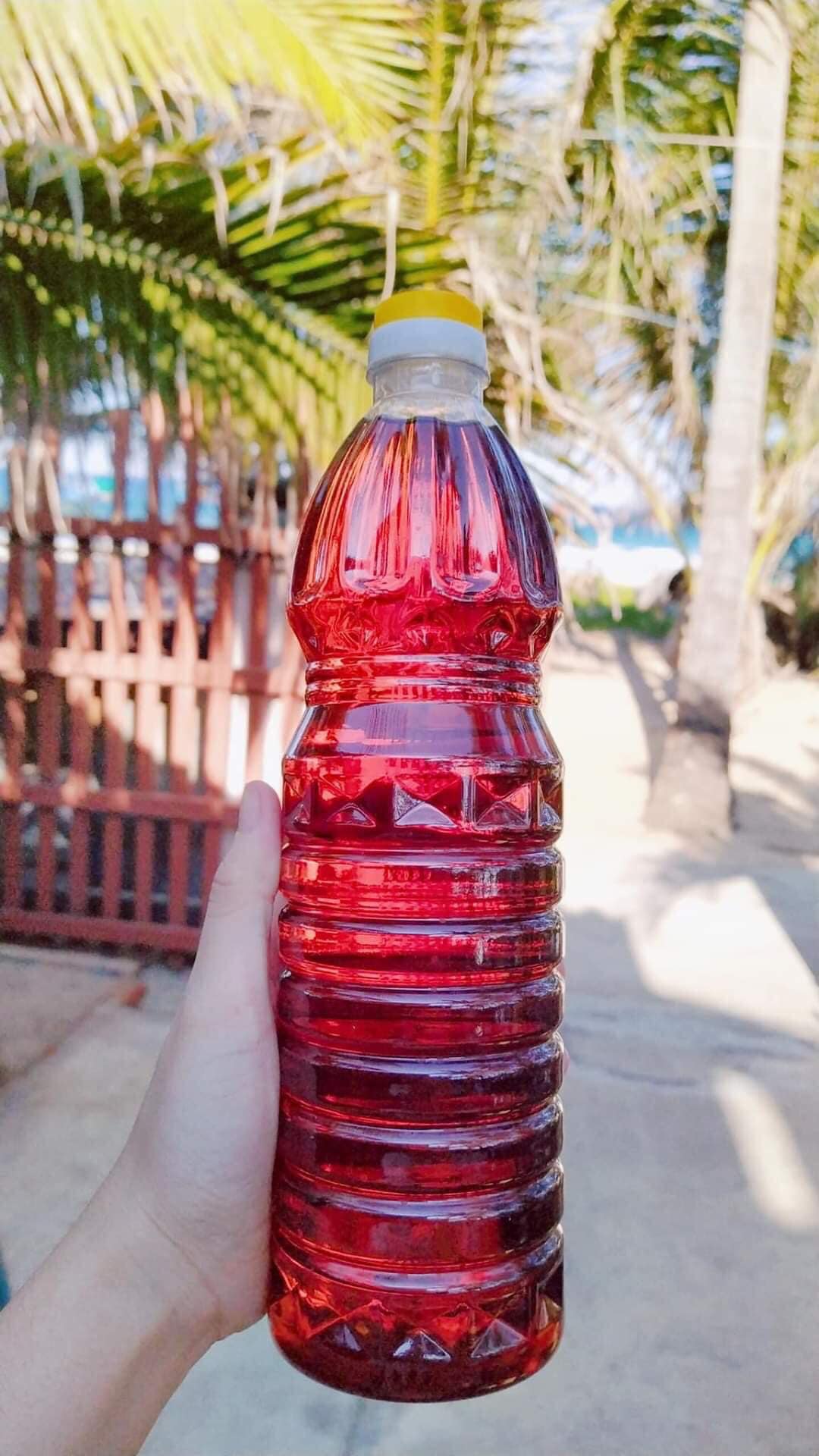 Chai 1 lít nước mắm nhĩ thơm ngon nhà làm