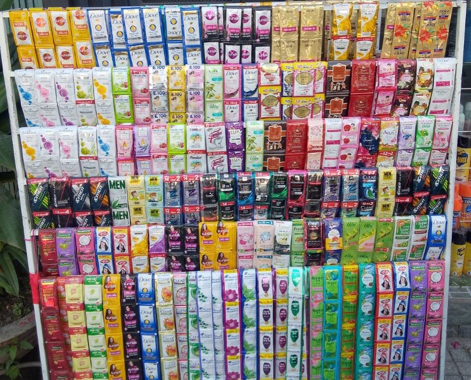  Dầu gội dây - sữa tắm dây   Tesori ,enchanteur clear sunsilk dove nguyên xuân rejoice,pentne...  dây 10 gói tiện lợi - có dây tặng shop sẽ giao tặng 