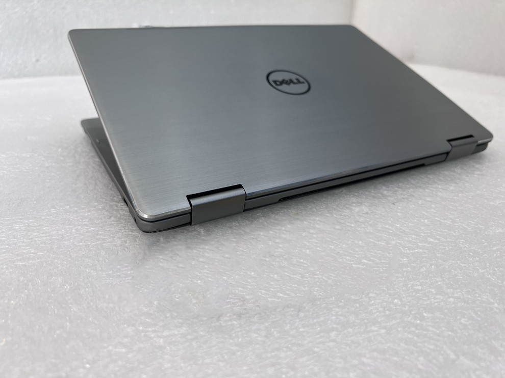 Dell Inspiron 13-7378 i7 7500U 13.3 Inch FHD Cảm ứng gập 360 độ