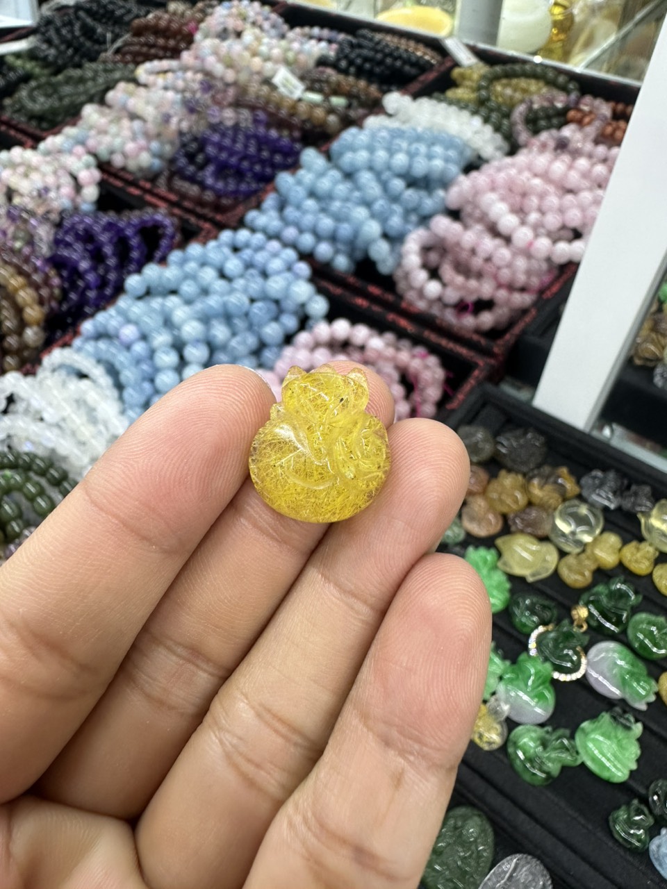 Mặt dây chuyền Hồ Ly phong thủy đá thạch anh tóc vàng