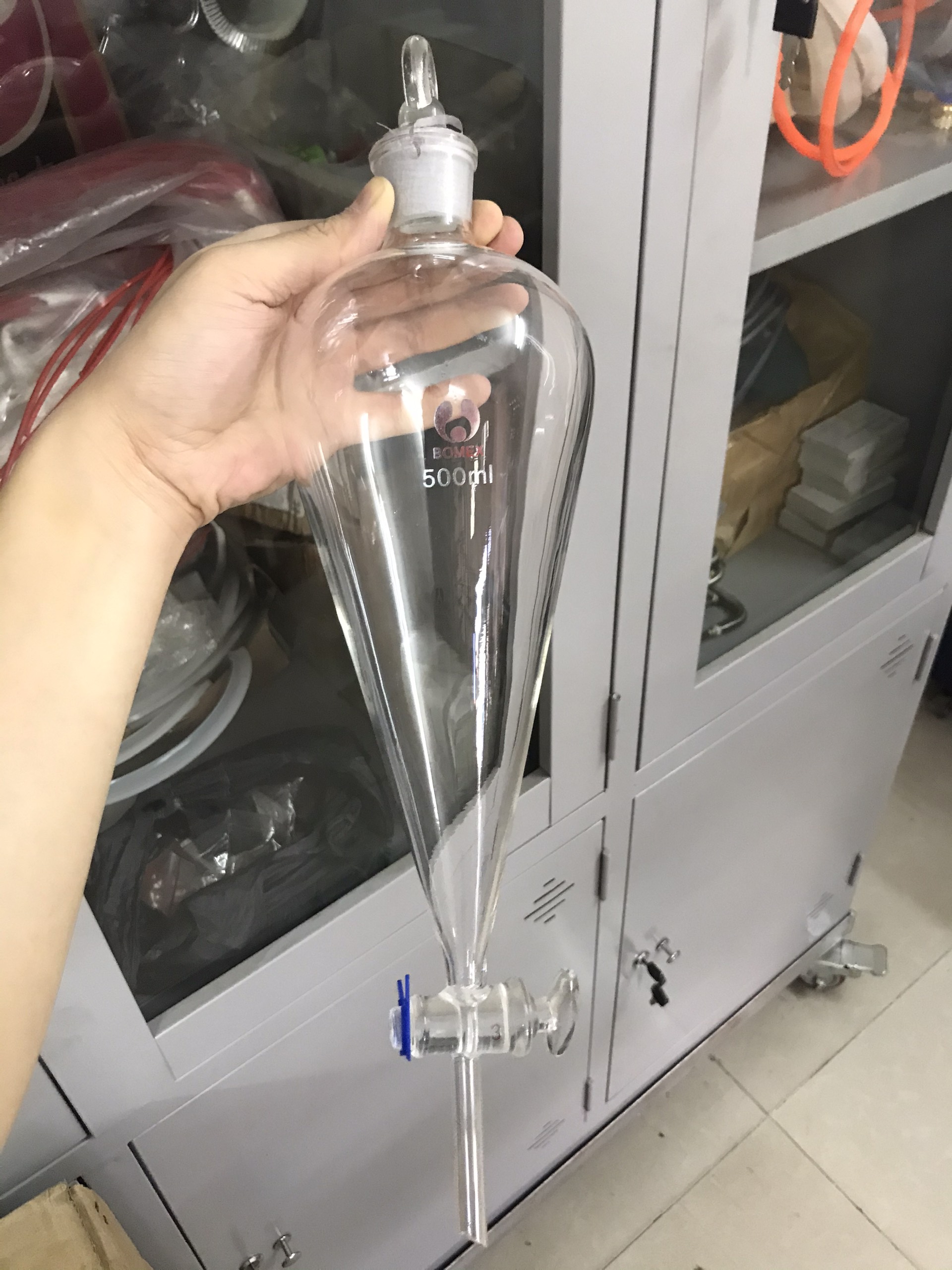 Phễu thủy tinh tách chiết tinh dầu chốt thủy tinh 500ml