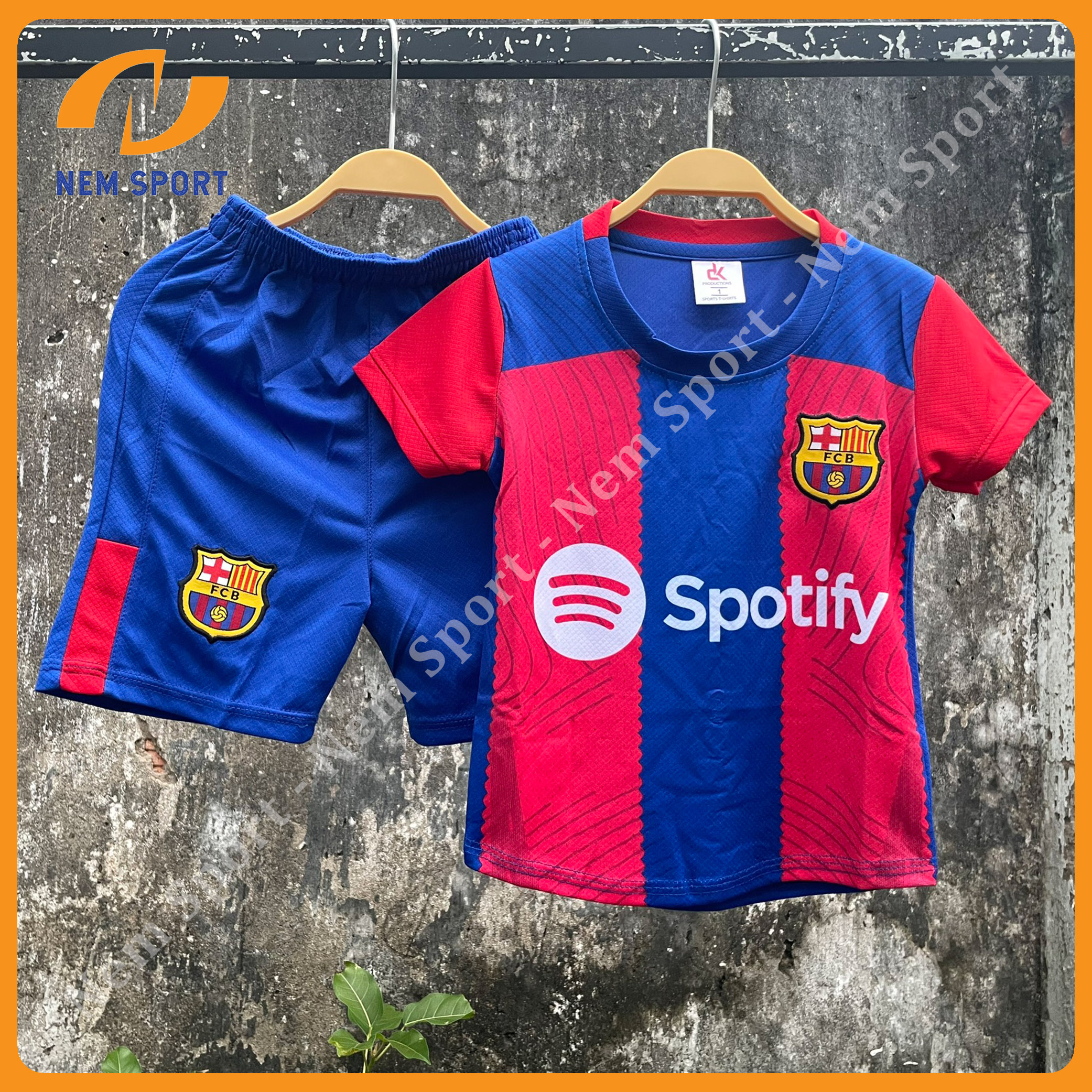 Áo Đá Bóng Trẻ Em CLB Baca Xanh Sọc Đỏ Mùa Giải 23/24