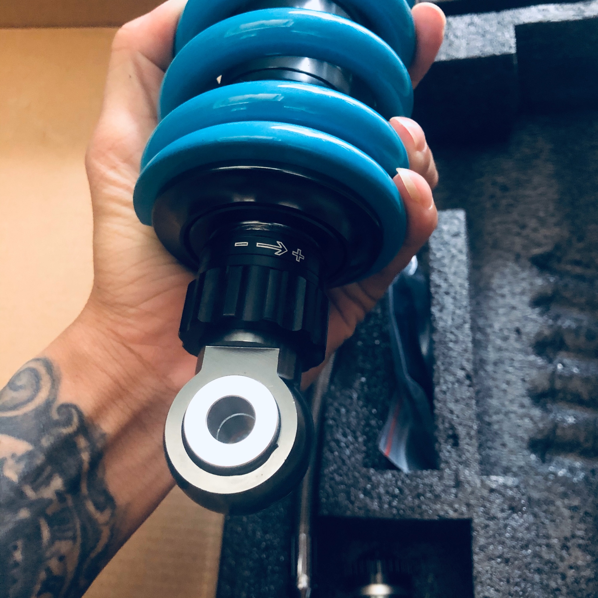Phuộc Nitron ex 150 có bình dầu nút canh chỉnh đầy đủ chế độ quay 360