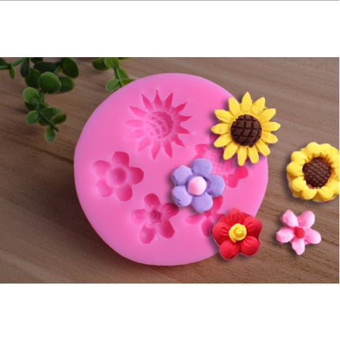 Khuôn silicon 4d  5 hoa cúc nhí xinh
