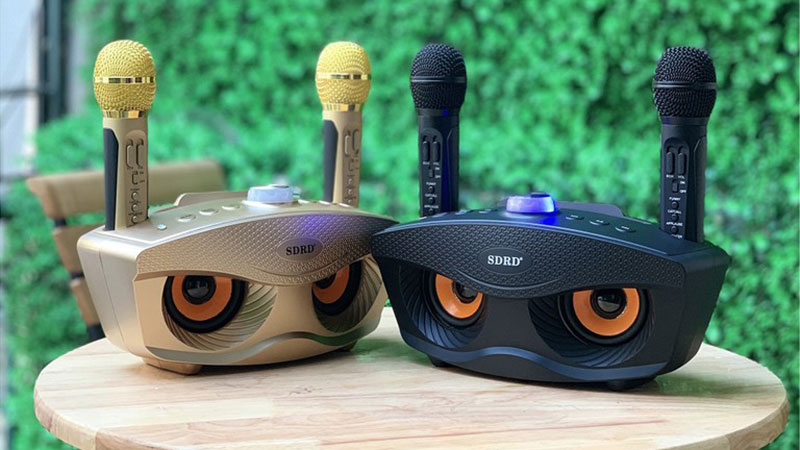 [HCM]Micro Karaoke Bluetooth Hình Mắt Cú Loa Mắt Cú Tặng Kèm 2 Micro Không Dây Sd306 Cao Cấp Kiểu Dáng Đẹp Phù Hợp Với Mọi Không Gian ngoài trờitrong nhàđi du lịch gọn gàn dể mang theo