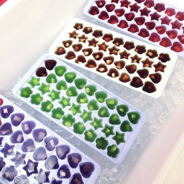 Khuôn nhựa Làm Thạch Rau Câu Phomai Làm Đá 36 Viên TH ngôi sao, hoa, vỏ sò, trái tim