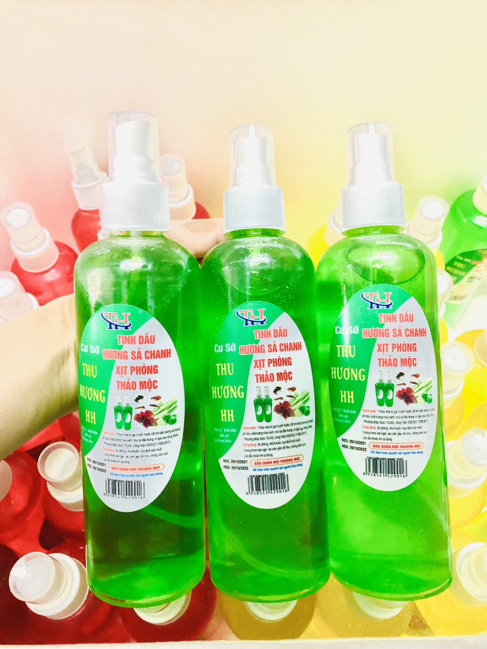 Combo 3 chai tinh dầu xịt phòng Sả Chanh giúp căn phòng thơm và đuổi muỗi