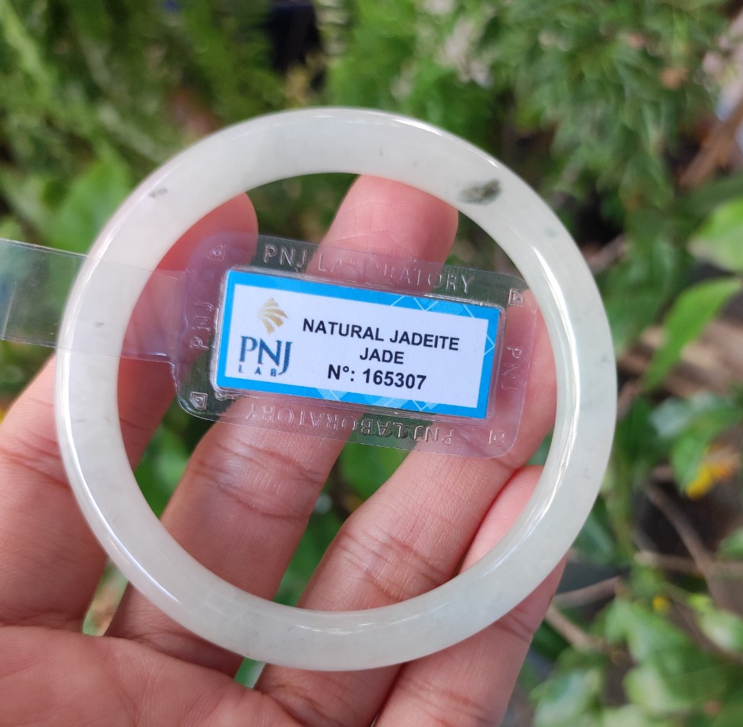 [HCM]Vòng cẩm thạch size 55mm vân đá đẹp đã kiểm định PNJ ảnh thực tế - Xưởng buôn đá phong thủy - Xưởng buôn đá phong thủy Huỳnh Đào