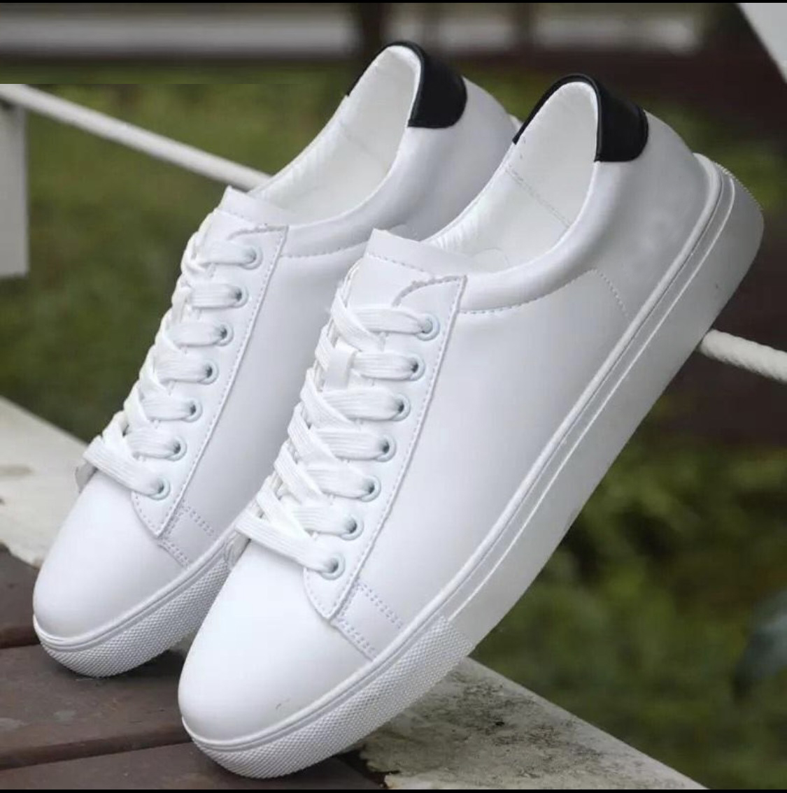 Giày sneaker nam thể thao màu trắng mới nhất