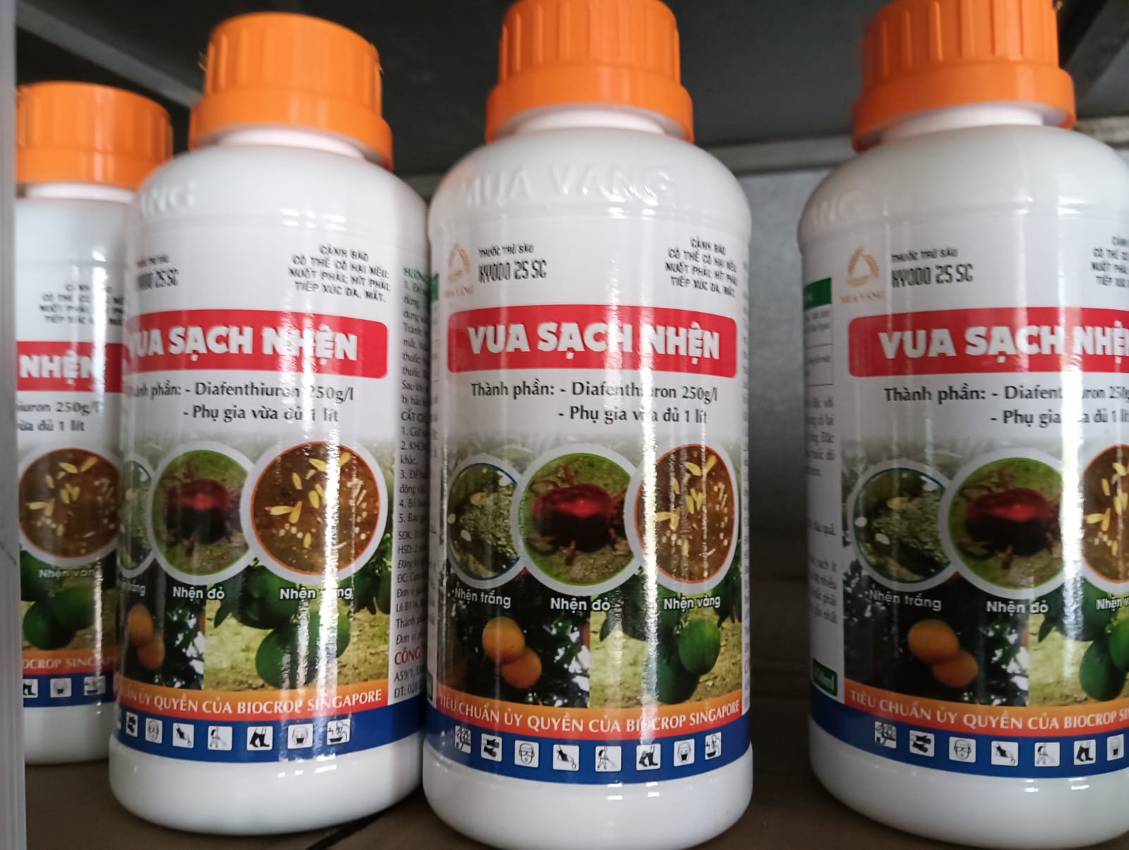 VUA SẠCH NHỆN Chai 450ml pha 400 lít nước Xử lý sạch các loại Nhện đỏ vàng trắng long nhung + sâu + bọ trĩ