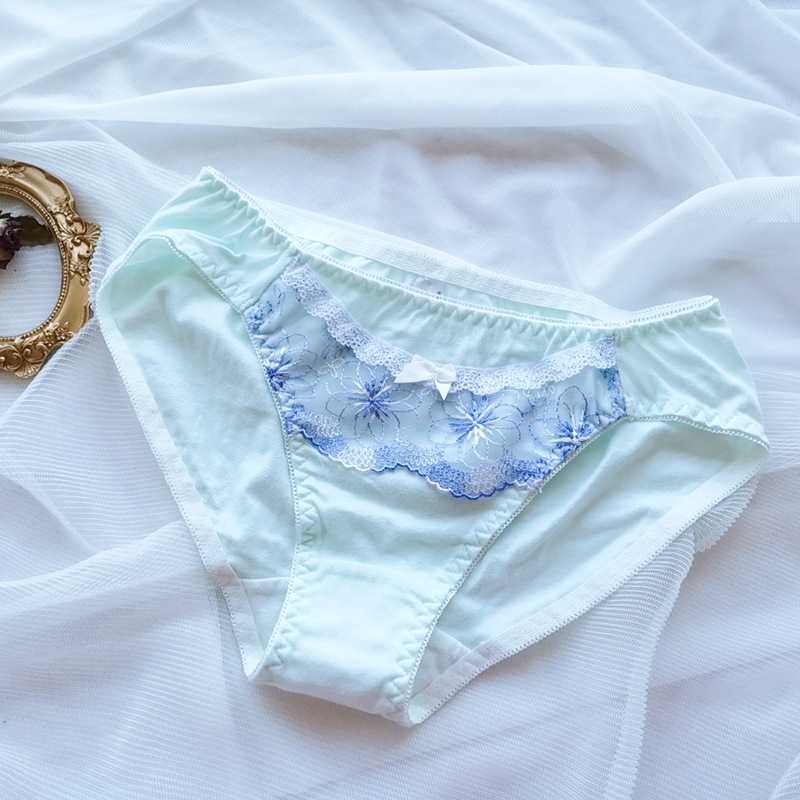 Water-Soluble Embroidery Japanese Cotton Underwear Cotton Underwear Dalian Foreign Trade Underwear Low Waist Briefs Underwear