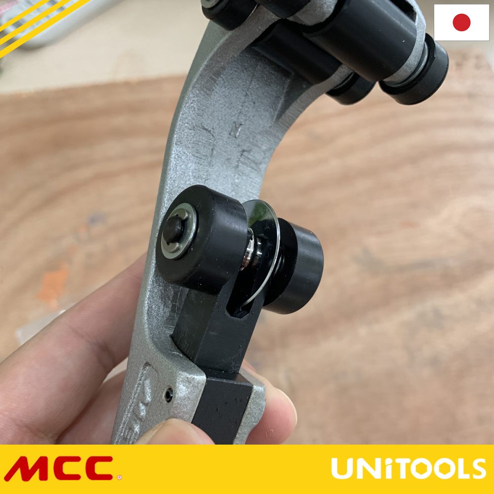 Dao cắt ống inox mcc japan đường kính 32 mm ftc-32