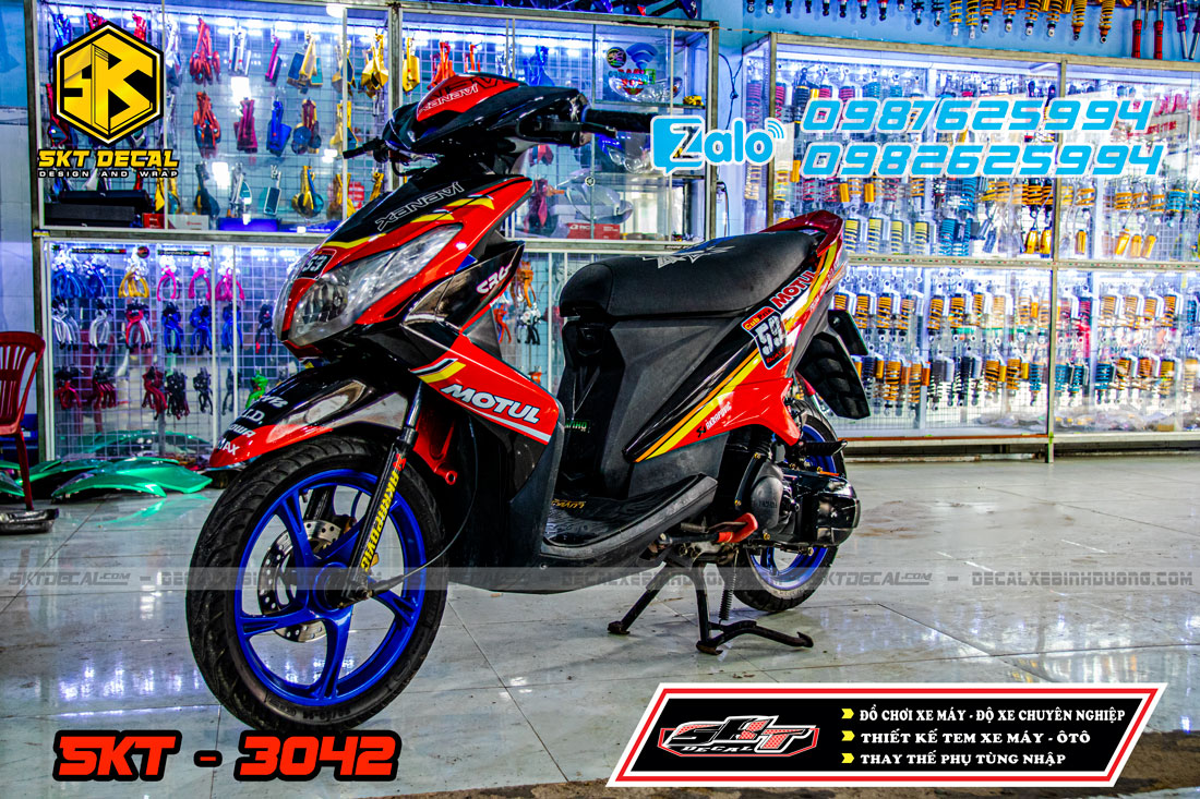 Tem trùm xe luvias đỏ đen motul