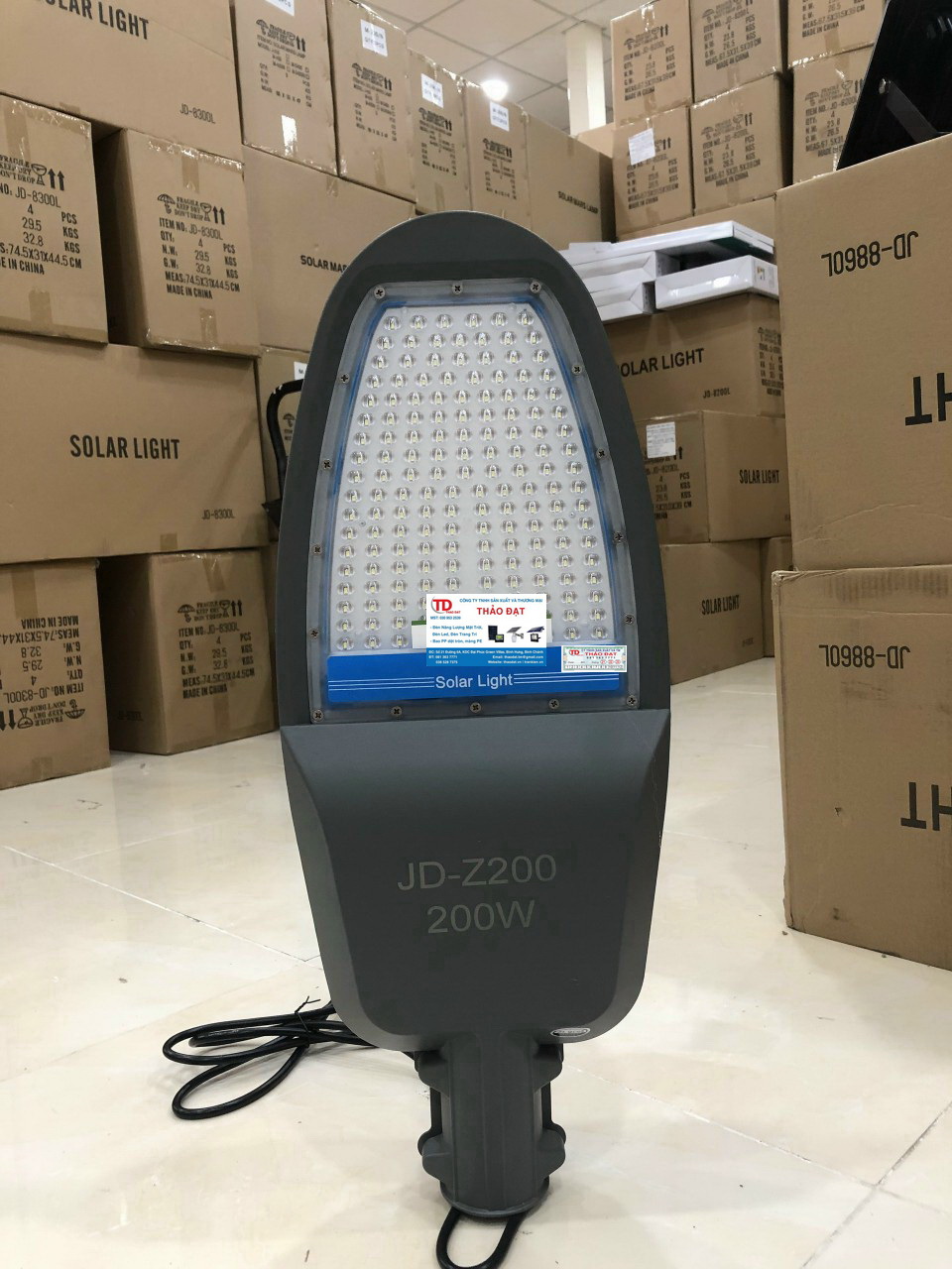 Đèn năng lượng mặt trời chính hãng jindian jd-z200 . - shop thảo đạt