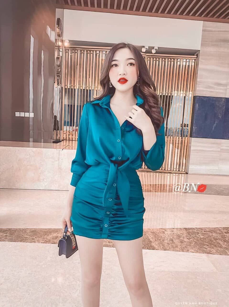 Sét áo sơ mi cài nút cột nơ kèm chân váy có lót new 1