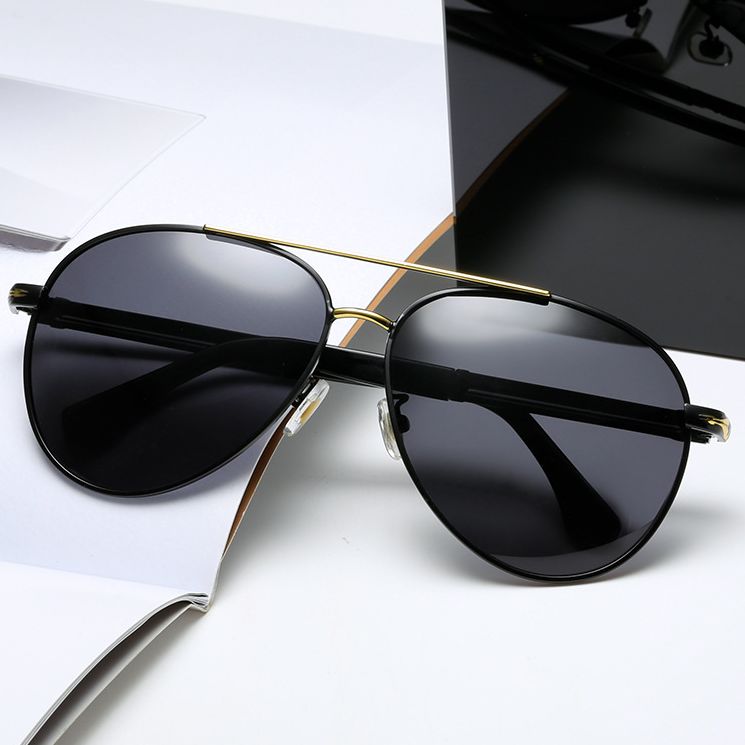 M10 men s sunglasses-Korean version fashion pilot sunglasses polarized +
