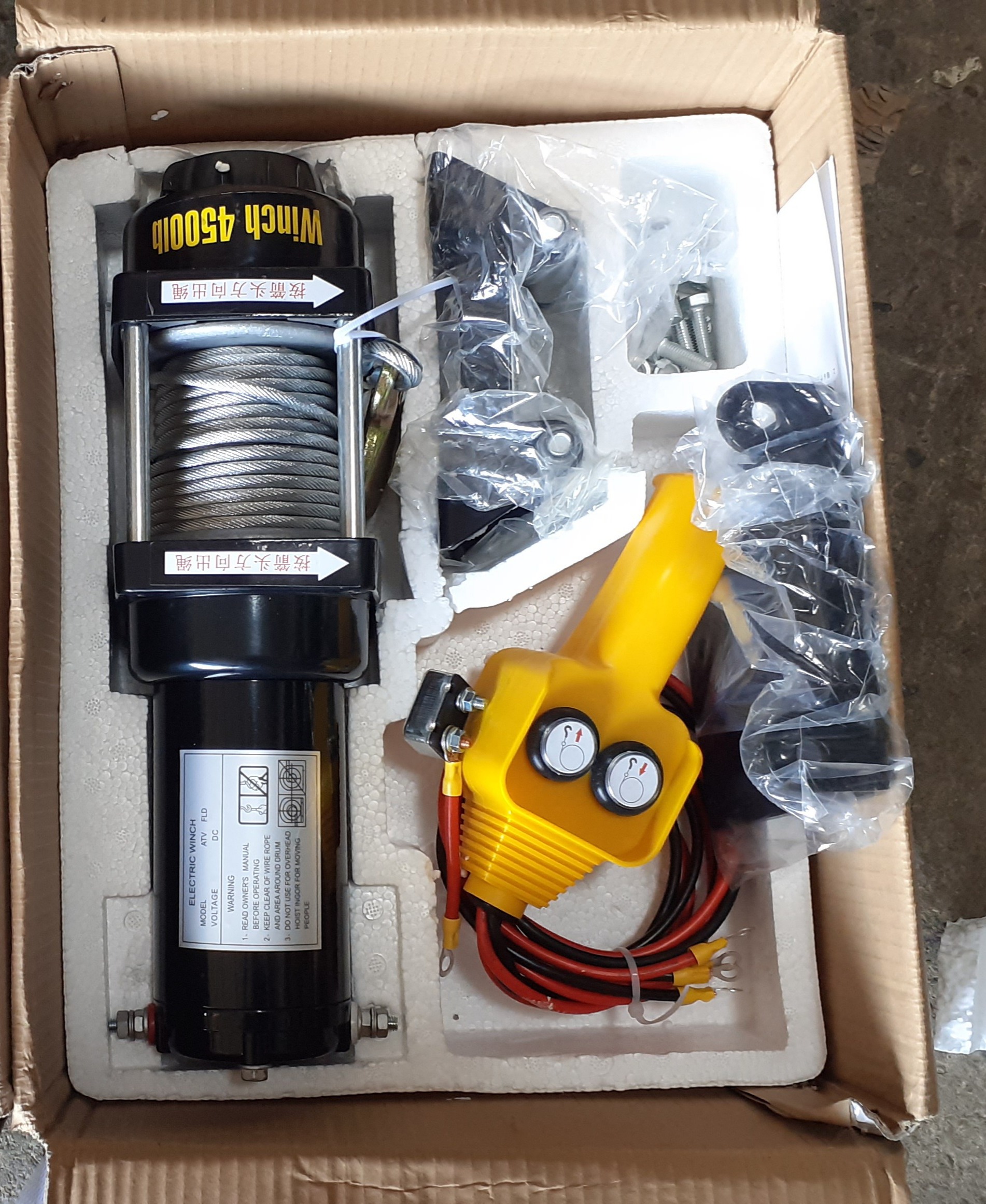 Tời điện 12v ắc quy 4500lbs