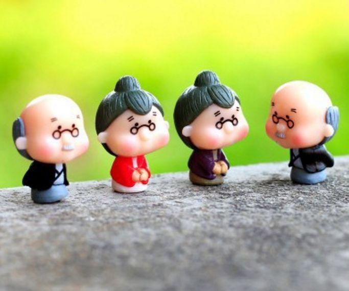 Phụ kiện trang trí tiểu cảnh: mẫu Cặp đôi ông bà lão cỡ nhỏ