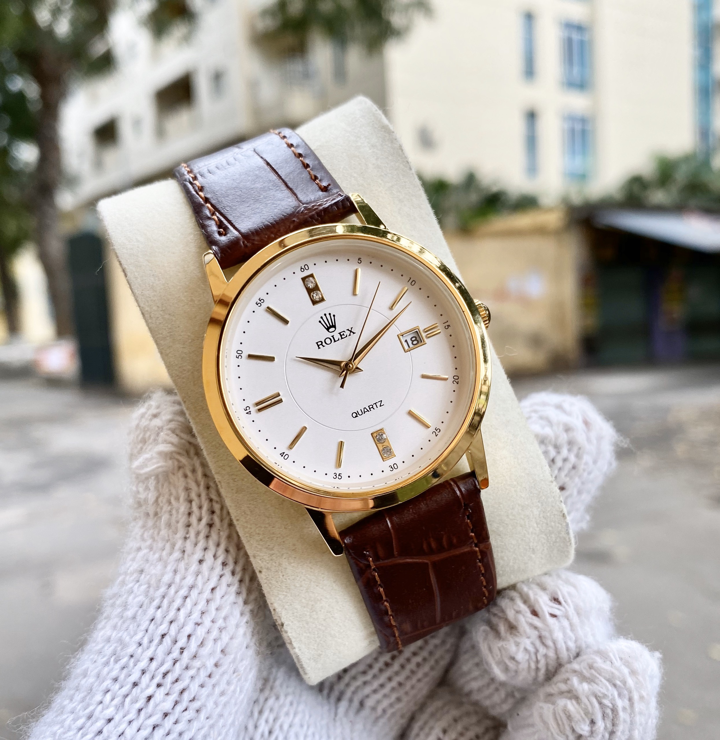 [KHUYẾN MẠI KHỦNG] TẶNG 1 Dây da cao cấp + 2 pin AG4 trị giá 100.000đ Khi Mua Đồng Hồ Nam R075A Dây Da Chống Xước, Chống Nước