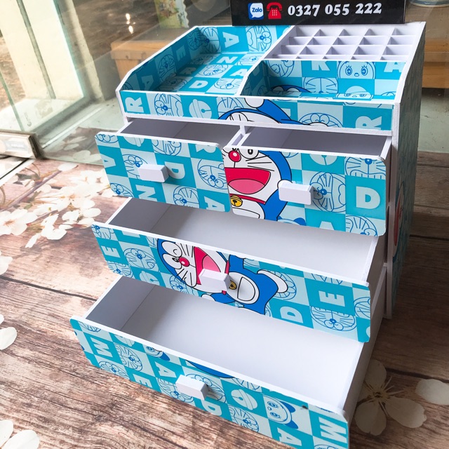 Tủ đựng mỹ phẩm 4 tầng doraemon